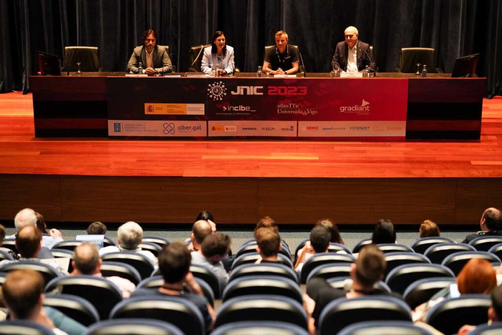 Clausura de las JNIC 2023 celebradas en Vigo y organizadas por Gradiant, Incibe y atlantTic